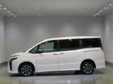 ヴォクシー 2.0 ZS 煌III 4WD 