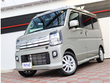 【車屋】として、長く車業界に従事した経験豊富なスタッフが多数在籍しております。