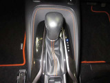 マニュアル感覚でシフト操作ができ、スポーツ走行を楽しめるシーケンシャルシフトマチックです。