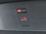 急病時や危険を感じた時、SOSコールを押すと専門オペレーターに繋がり、警察や消防への連携をサポートしてくれます。(入会手続きが必要です)