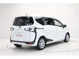 当社では自動車保険、ドライバーに支持されているロードサービスJAFも取り扱いしております。