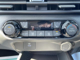 【エアコン】『エアコン装備』の画像になります。暑い夏でも寒い冬でも、車内に快適な空気を届けるので、いつでも快適な車内空間を創り上げます!