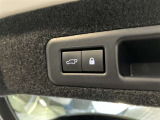【パワーバックドア】荷物で手が塞がってても大丈夫!リモコンでピッ!力要らずでラクラク開閉!