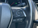 レーダークルーズコントロール(全車速追従機能付)付きです。車速に応じて追従支援してくれるので、ロングドライブも快適です。詳細は販売店スタッフまでおたずねください。
