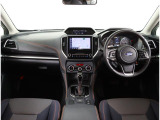 まごころクリーニングを実施済み!展示中は、運転席、ハンドル、シフトノブにビニールカバーを掛けて展示しております!!消臭&抗菌効果のある銀担持酸化チタン光触媒スプレーも施工済み!
