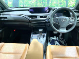 UX 250h バージョンL 