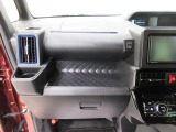 その他にお車ご購入に関して、気になる点やご不明な点がございましたら、「見積依頼」ボタン、もしくは無料ダイヤルより各店舗へお問合せください。