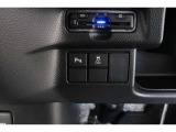 【横滑り防止装置】ドライバーの安全運転をアシストしてくれる装備が充実しています☆ドライバーの不安を安心へと変えてくれますね。