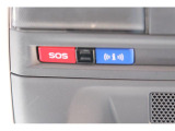 事故時の緊急通報や、故障時にロードアシスタントに連絡できるコネクティッドサービスを導入し、お客様に「つながる安全」を提供します。