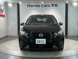 当社の車両には『安心して車選びをしていただくために』お支払い総額を表示しております。税金、自賠責保険料、登録費用、リサイクル料金が含まれており、県内登録及び届出で店頭納車の場合になります。