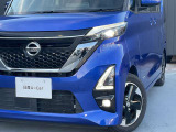 最新式はLEDヘッドランプですね。瞬時に明るい光が夜間の運転をぐっと楽にしてくれますよ。