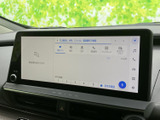 画面上で目的地検索や各種メニューを確認でき、普段のお出かけから初めての場所への移動まで、行き先の設定をスムーズに進められる使いやすい装備です。