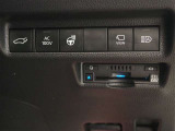 ETC車載器付きです。高速道路の料金所もスムーズに通過できます。