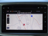 【ナビ】メモリーナビ付きです。目的地を設定すれば初めての場所でも簡単に行くことができます。もちろん音楽だって聴けちゃいます♪