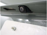 バックカメラが付いているので後方確認が非常にしやすいです。今や運転初心者も熟練者も必須装備!ついていて損はないですね♪