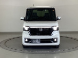 LEDヘッドライトを装備しています。LEDヘッドライトはとても明るく、雨の日や夜間走行も安全・安心です。