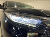 LEDヘッドライトで夜道も安心!