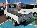 当店では、自社で仕入れした厳選車両を、多数展示しております。リーズナブルなお車を多数在庫しております。掘り出し物を探しにいらしてください。