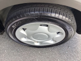 【右前】純正ホイールキャップ&タイヤです(155/65R14)