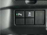 ◆VSA◆横滑り防止装置が装備されています。コーナーリング時の横すべりを抑える機能と、車両の急激な挙動変化を抑える機能で、安定した走行を実現しています。運転に安心とゆとりが出来ます。