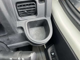 運転席側のドリンクホルダーです!
