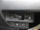ETC2.0+光ビーコンで、高速道路・一般道の交通渋滞情報をキャッチ。先進機能で安心・安全なドライブをサポートします。