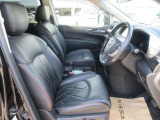 視界が良く運転性の良いフロント本革ヒーターシート