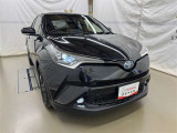 LEDテールライトです。省電力、高輝度のLEDは明るく照らすので夜間運転時の視認性を高めます。スタイリッシュな見た目で細かいところもこだわりたいあなたに!