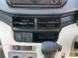 車両検査証明書付きです!だれでも中古車の状態がすぐにわかるよう、車のプロが客観的にチェック。車両の状態やわずかなキズも正確にお伝えします。