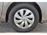 タイヤサイズは175/70R14です。