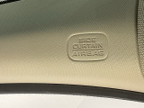 サイドカーテンエアバック装着車。万が一の時に備えます。