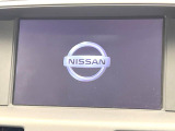 【メーカー純正ナビ】インテリアに溶け込むスタイリッシュな「専用設計」メーカーナビを装備♪視認性や操作性など基本性能にも優れ、より上質なカーライフをお楽しみいただけます。