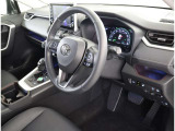 見通しのよいすっきりとした視界で、誰でも運転しやすいです。運転のしやすさは疲れにくさにも繋がりますよ♪