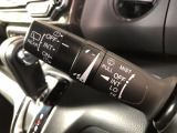 【運転席操作部】ライト、ウインカー、ワイパーなど、こちらも扱いやすいです!