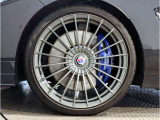 BMW純正アルミホイールです。納車時にはアルミホイールコーティングも承っております!是非ご検討下さいませ。