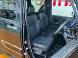 運転席広々