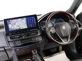 使いやすさや安全性を追求したステアリング周り!高級車ゆえにスイッチ類が多いのも特徴ですね!考え尽くされた配置ですぐに使いこなす事が出来ますのでご安心下さい!是非、体感してみて下さい!!