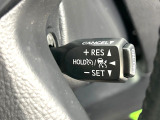 【レーダークルーズコントロール】高速道路での長距離走行が楽に!!自動で速度を保つクルーズコントロールが、衝突軽減システムと連携し、前方の車両を感知して車間を保つように速度調節してくれます!!