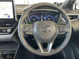 ステアリングスイッチ搭載!手を離さずに手元のスイッチでさまざまな操作が可能。運転中、視線をそらさなくても操作ができて安全です!