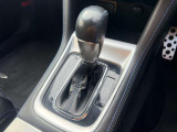 気になるお車がありましたら右の電話番号から直接お店にお問い合わせください。支払方法から車両情報、状態までなんでもご説明させて頂きます。スタッフ一同ご連絡お待ちしております。