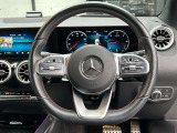 握りやすいハンドルの形状をしておりますので、お客様の運転をサポートしてくれます!