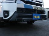 FLEXのオリジナルTフォースフロントスポイラー装着済みです!