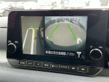 駐車時に見えづらい左前もモニターに映す事ができますので安心ですね。