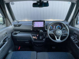 広々とした視界を体感できます。運転が楽しくなりますね。