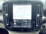【9インチタッチスクリーン純正HDDナビ】「Apple Car Play」「Android Auto」対応のボルボ先進ナビゲーション「SENSUS」。最新地図データへ無料更新してお渡しします。