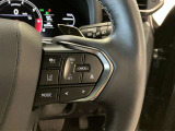 ミリ波レーダーとカメラを組み合わせたLEXUS Safety System。長距離の高速走行が快適になる、全車速追従型のレーダークルーズコントロールに対応しています。