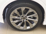 タイヤサイズ 225‐45R-21