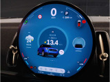 『運転』に対するBMWのこだわりはメーターパネルにも表れております。視野性の良いメーターパネルは疲労感の軽減と、運転の楽しさをもたらしてくれます。