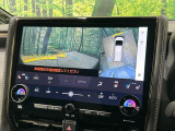 【パノラミックビューモニター】専用のカメラにより、上から見下ろしたような視点で360度クルマの周囲を確認することができます☆死角部分も確認しやすく、狭い場所での切り返しや駐車もスムーズに行えます。