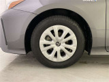 機敏さを引き立てる純正アルミ 195/65 R15 装着!